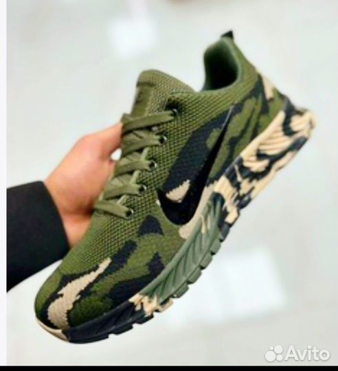 Кроссовки р 43