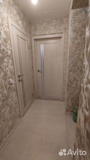 Межкомнатная дверь производим монтаж