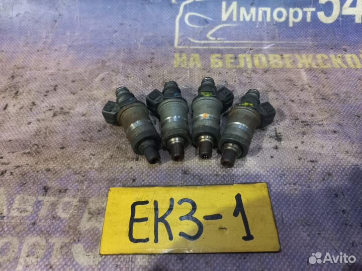 Форсунка топливная honda civic EK3 D15B