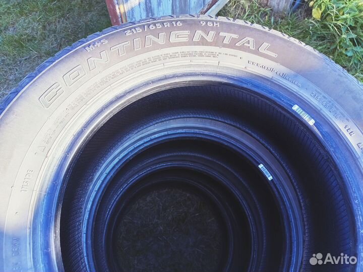 Continental ContiCrossContact LX 215/65 R16 98H