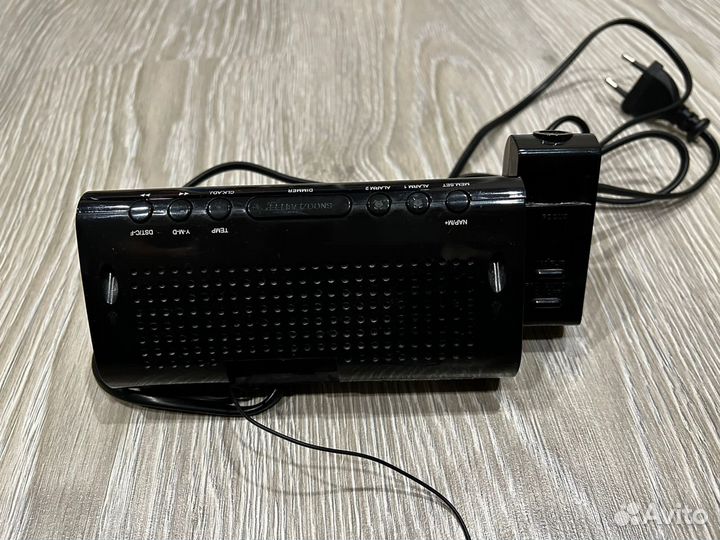 Радиочасы vitek