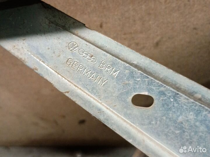 Стеклоподъёмник передний правый Volkswagen Passat