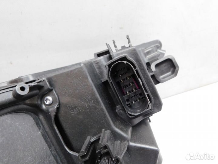 Фара левая Audi Q7/SQ7