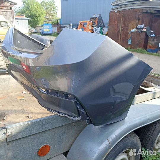 Задний бампер