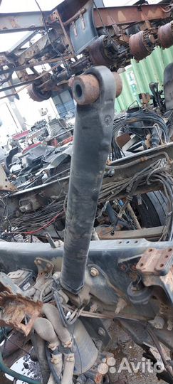 Шток подъема кабины Volvo fh 12