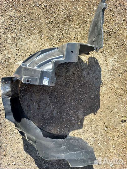 Подкрылок на lacetti