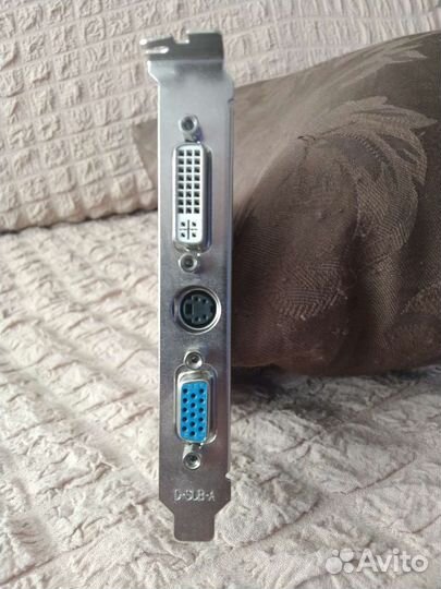 Видеокарта ATI Radeon X600 Pro 256Mb (на запчасти)