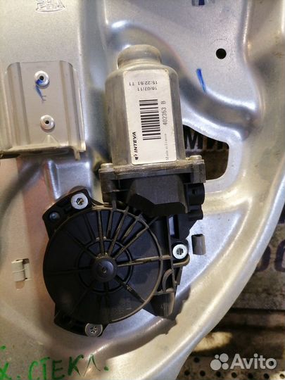 Стеклоподъемник задний правый Hyundai Ix35