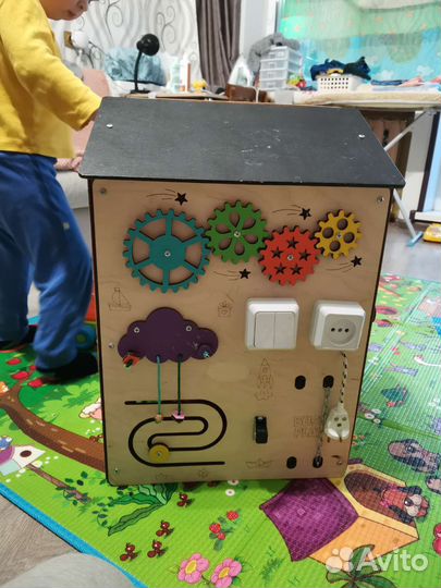 Бизиборд домик большой