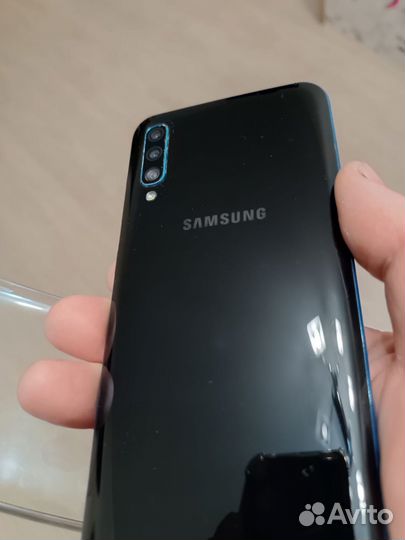 Samsung Galaxy A50, 6/128 ГБ