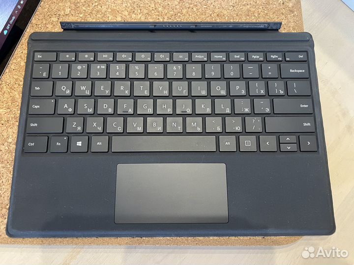 Microsoft Surface Pro 7 I5/8Gb+Keyboard как Новый