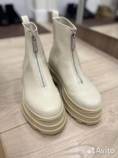 Ботинки женские