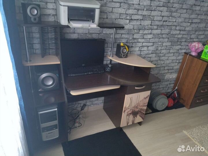 Компьютерный столик бу