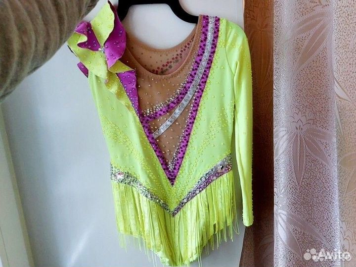 Купальник для художественной гимнастики