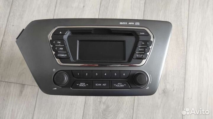 Штатная магнитола на KIA RIO 3 с рамкой