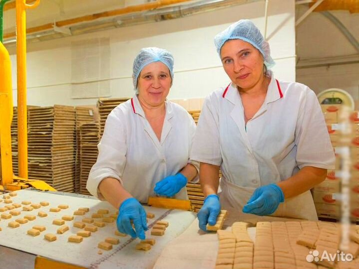 Упаковщик конфет сидя с питанием и проживанием