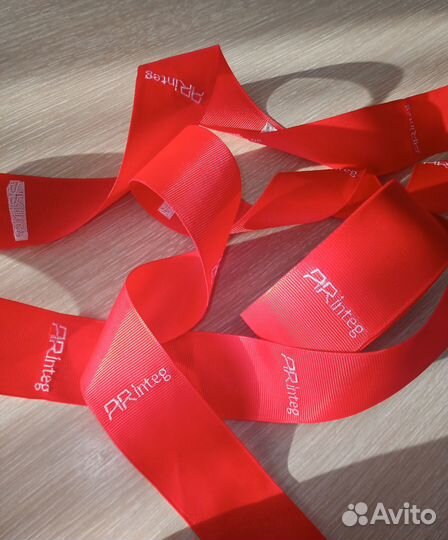 Машинная Вышивка на Одежде Логотипов