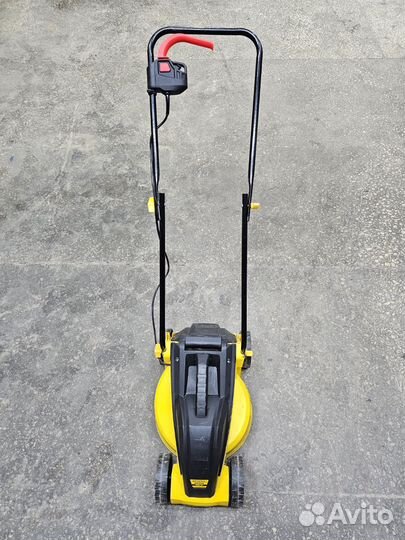 Газонокосилка электрическая champion