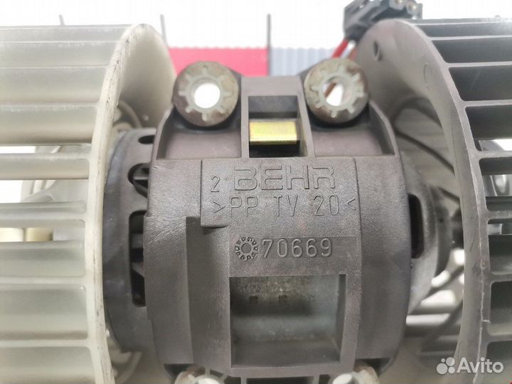 Моторчик печки для BMW 3-Series (E46) 64119204154