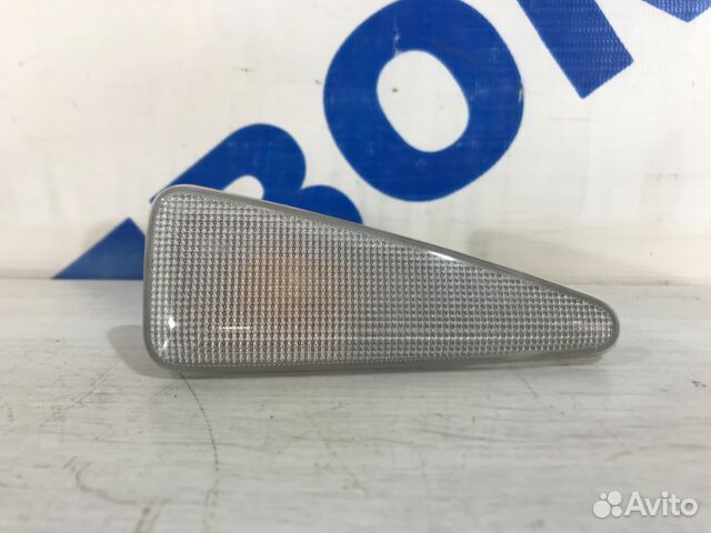 Повторитель поворотника левый renault sandero 1 1