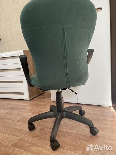 Компьютерное кресло