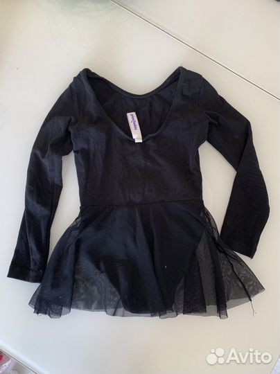 Продам два купальника для занятий гимнастики