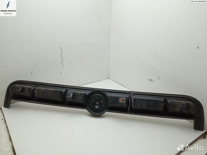 Решетка радиатора 735268388 на Fiat Doblo (2000-2010)