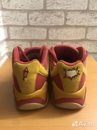 Reebok Hurrikaze II Low Looney Tunes