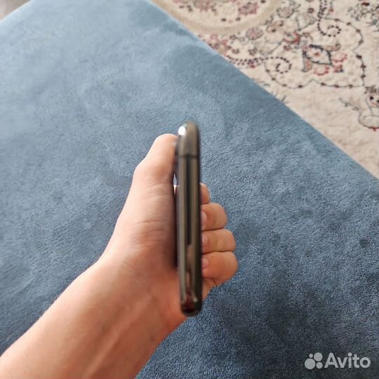 iPhone Xs, 64 ГБ