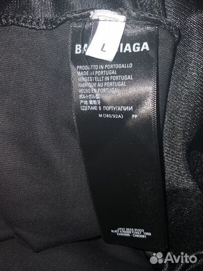 Футболка Balenciaga unity