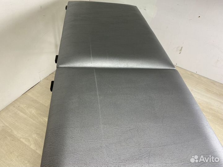 Массажный стол