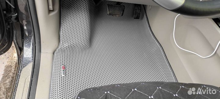 Коврики в салон Kia Carnival коврики EVA эва