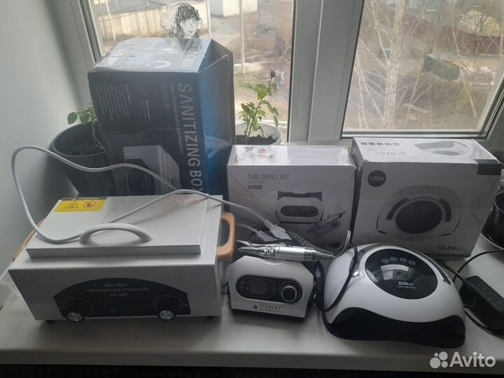 Набор для маникюра с лампой, машинкой, сухожаром