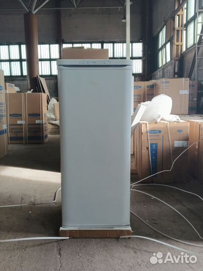 Бирюса 146nf. Морозильная камера