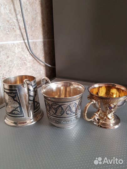 Красивый серебряный сервиз