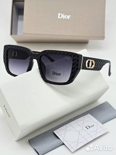 Солнцезащитные очки Dior
