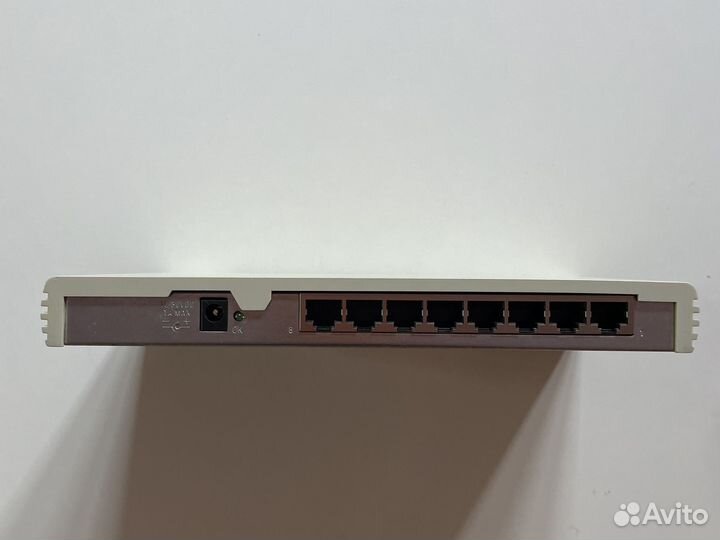 Коммутатор Office Connect Switch 8