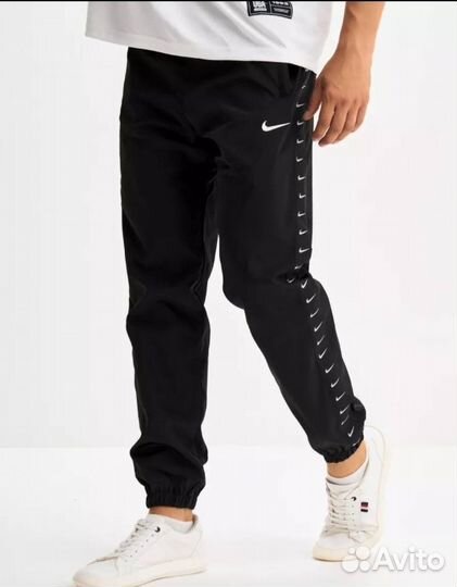 Спортивные штаны