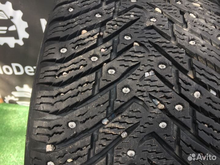 Nokian Tyres Hakkapeliitta 8 225/50 R17