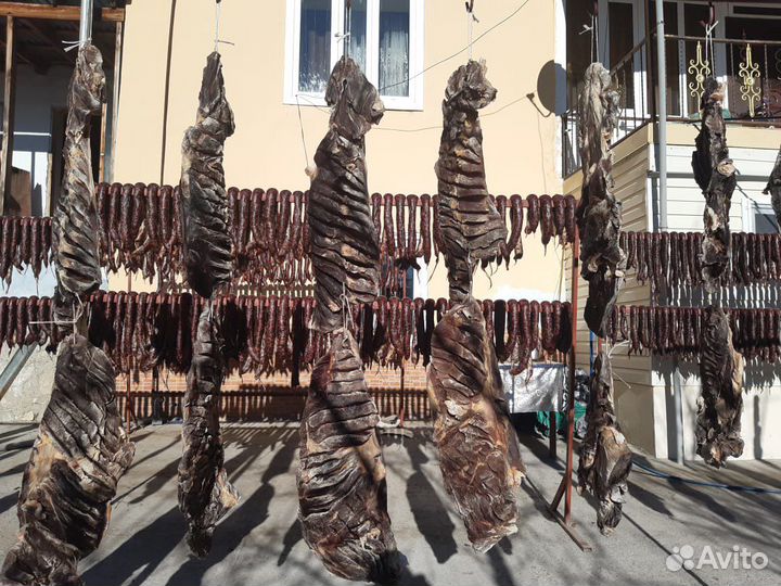 Горное сушенное мясо и колбаса