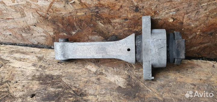 Опора двигателя задняя Kia Sportage 2016-2021