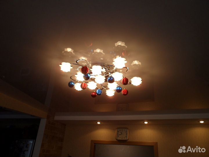 Люстра с пультом