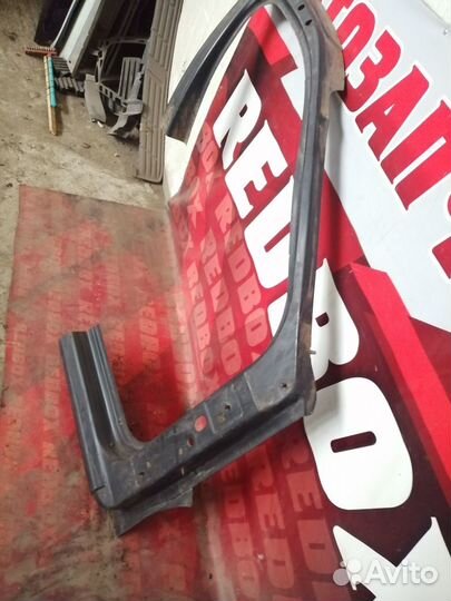 Боковина Лада Ларгус передняя правая 8450090402