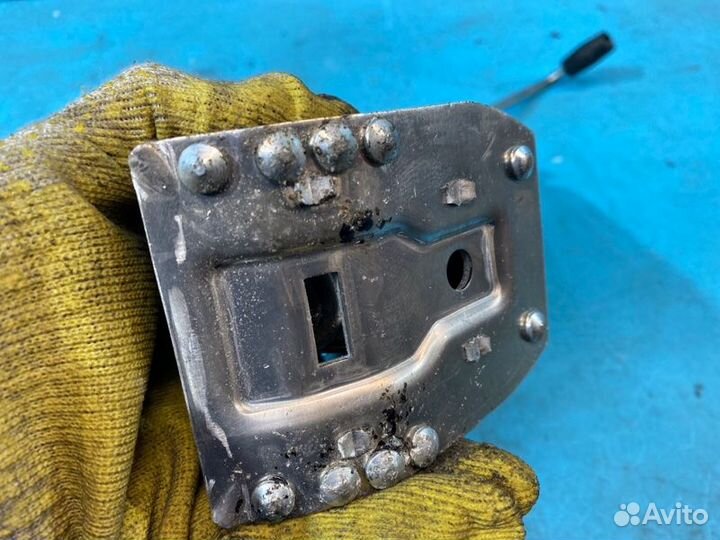 Домкрат Mercedes-Benz C-Class W204 651.913 2010