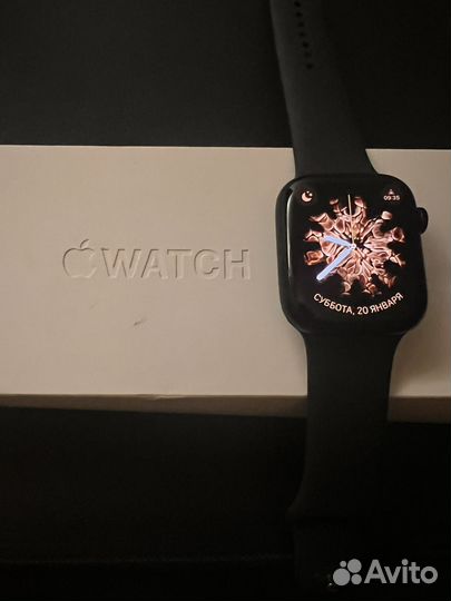 Apple Watch Series 7 / 45mm