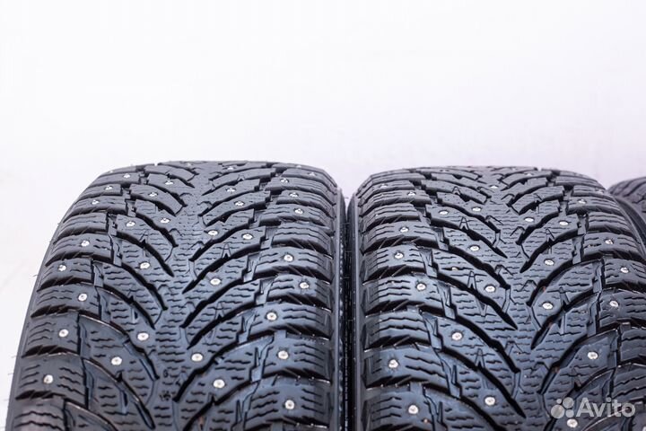 Nokian Tyres Hakkapeliitta 9 235/45 R18 98T