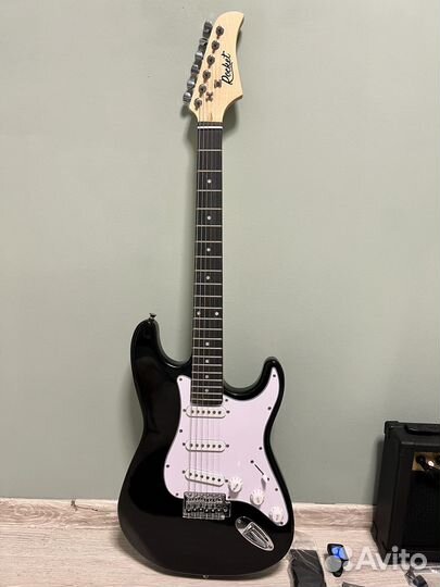 Электро гитара RockEt ST-01