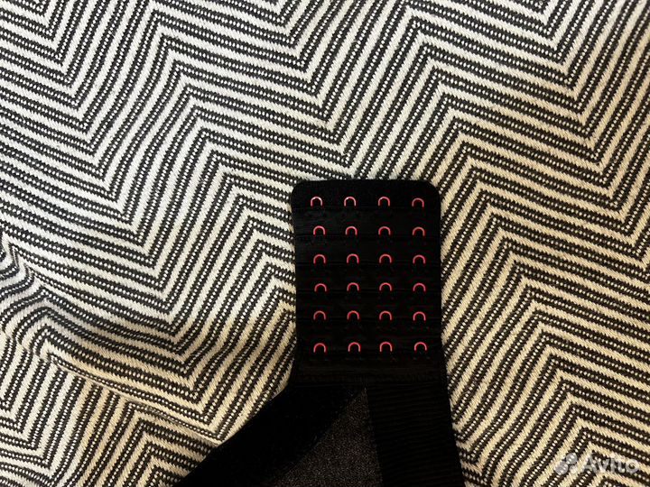 Бюстгалтер спортивный р. 90Е