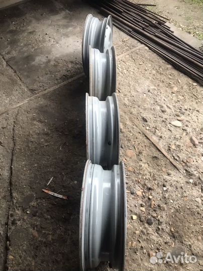 Диски Нива r16