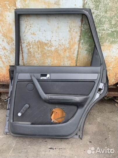 Дверь задняя правая Audi 100 45 куз